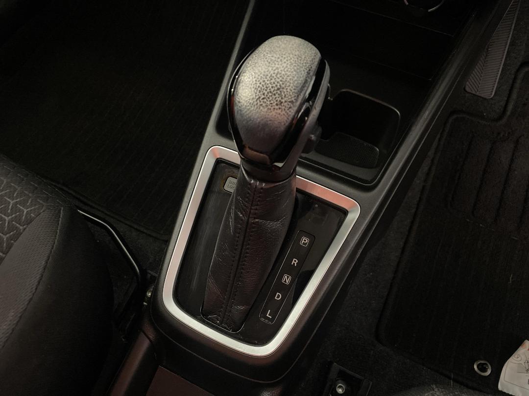 Photo '31' of Suzuki Swift