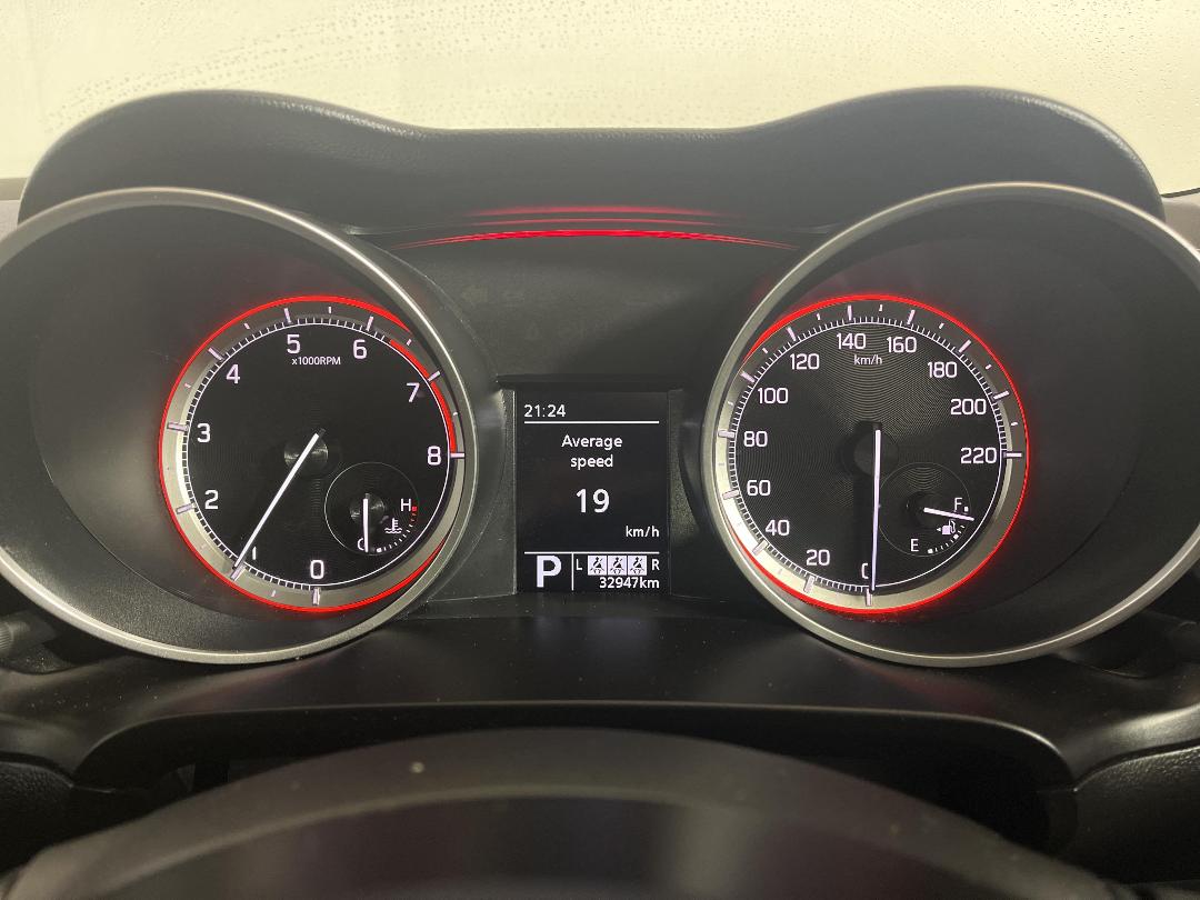 Photo '21' of Suzuki Swift