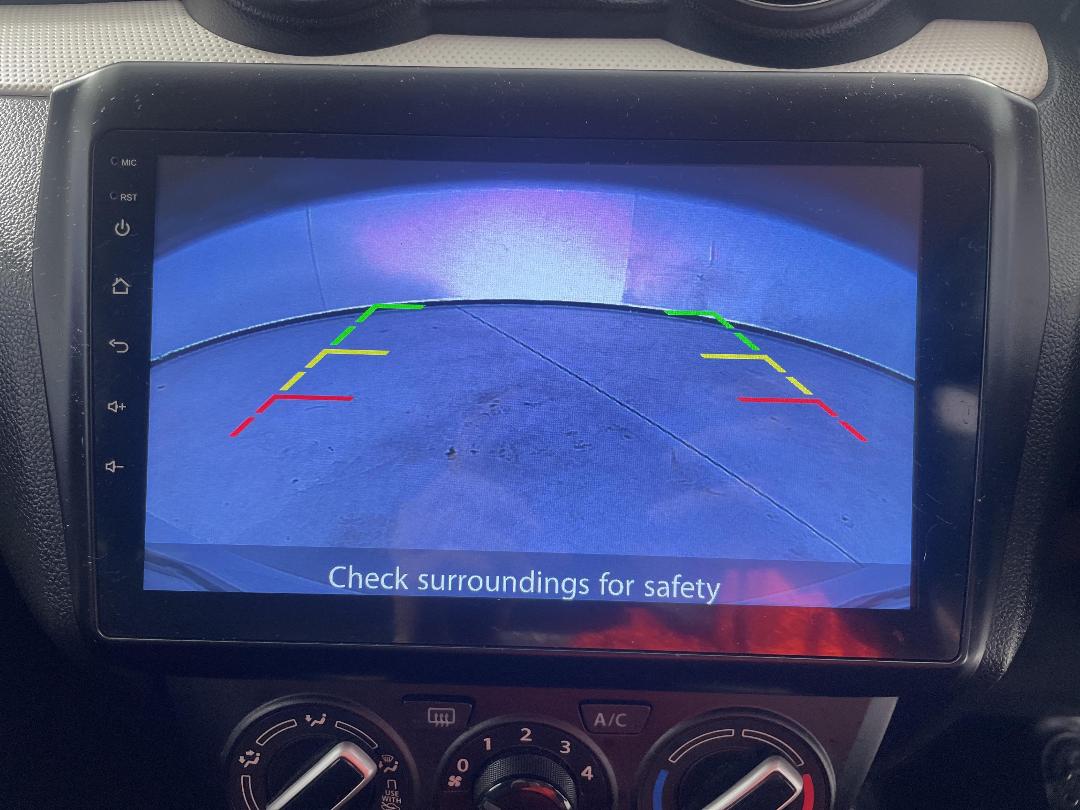 Photo '24' of Suzuki Swift Photo '24' of Suzuki Swift