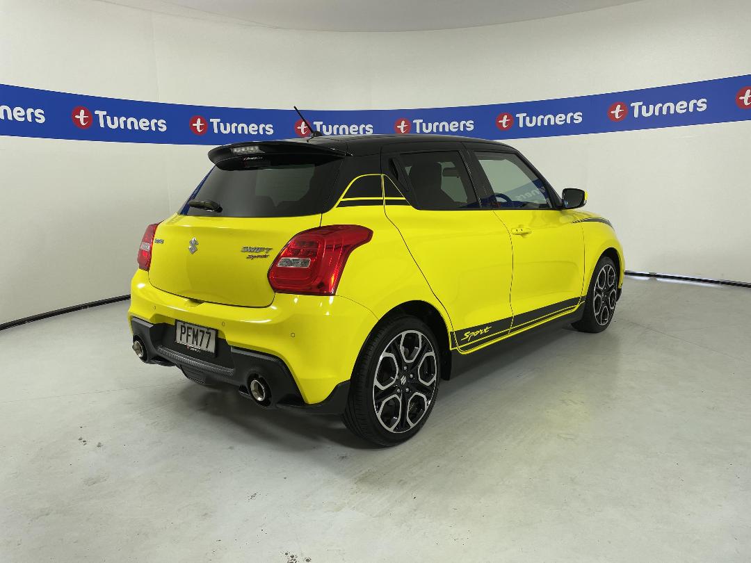 Photo '7' of Suzuki Swift