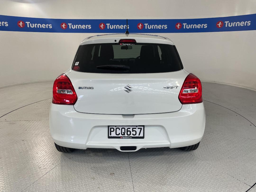 Photo '6' of Suzuki Swift