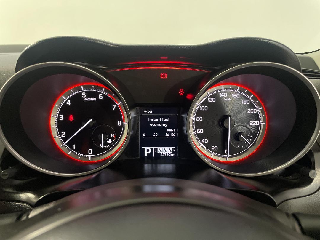 Photo '21' of Suzuki Swift