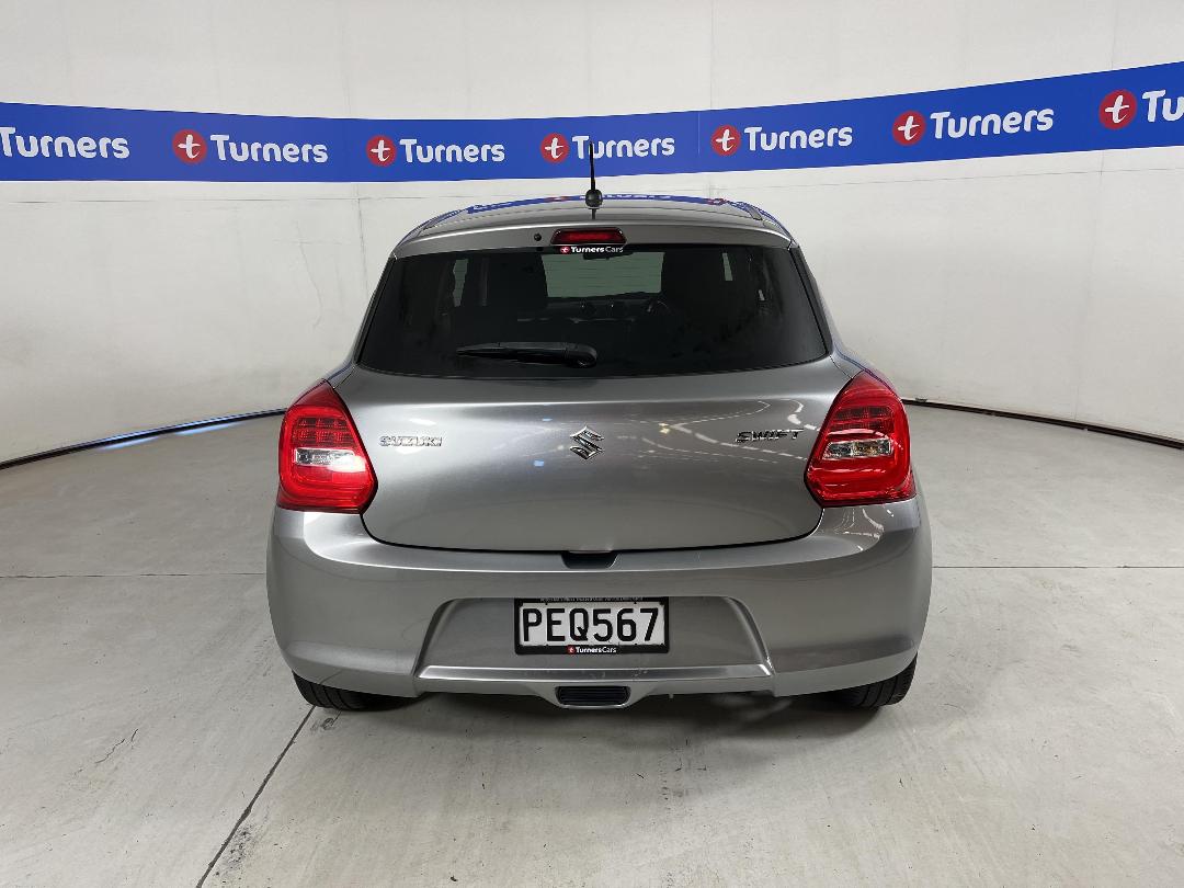 Photo '6' of Suzuki Swift