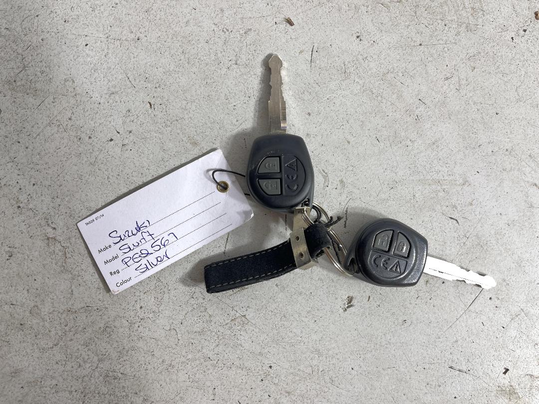 Photo '22' of Suzuki Swift