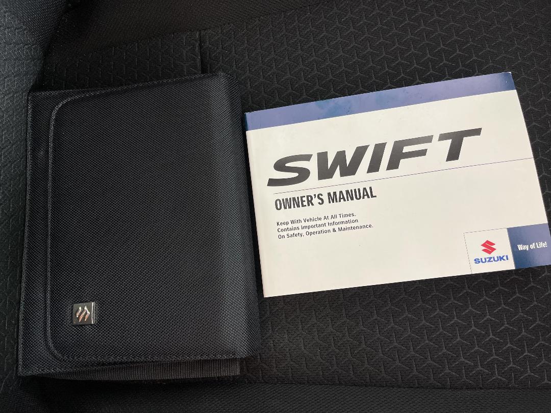 Photo '25' of Suzuki Swift