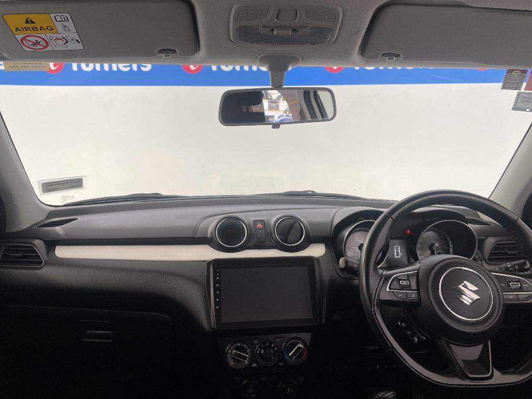 Photo '17' of Suzuki Swift Photo '17' of Suzuki Swift