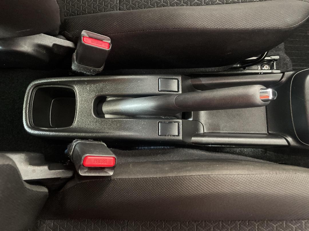 Photo '32' of Suzuki Swift Photo '32' of Suzuki Swift