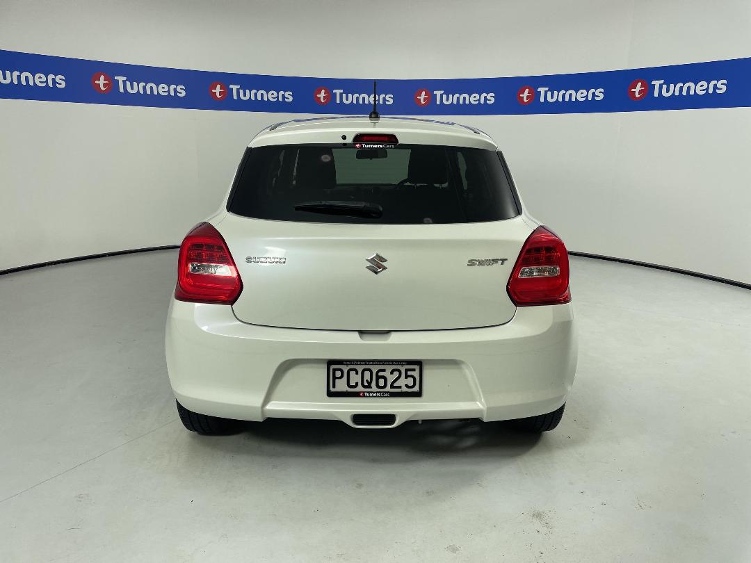 Photo '6' of Suzuki Swift Photo '6' of Suzuki Swift