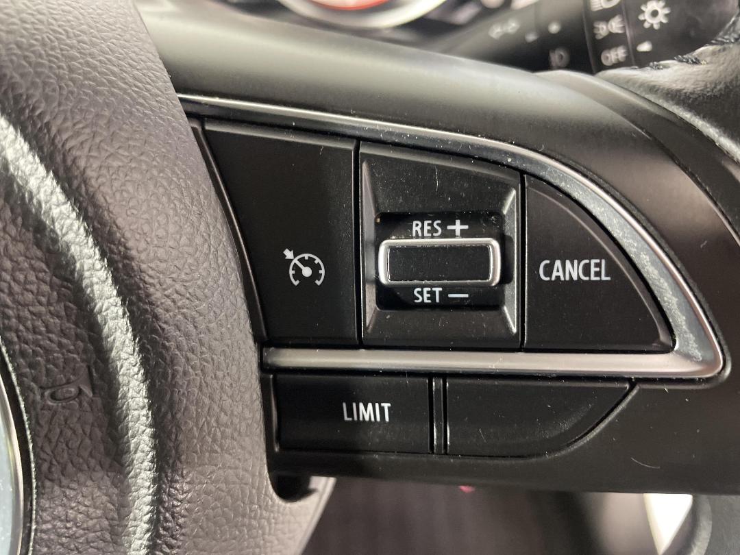 Photo '24' of Suzuki Swift Photo '24' of Suzuki Swift