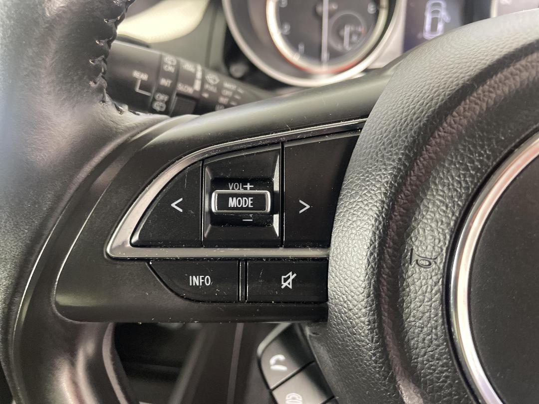 Photo '23' of Suzuki Swift Photo '23' of Suzuki Swift