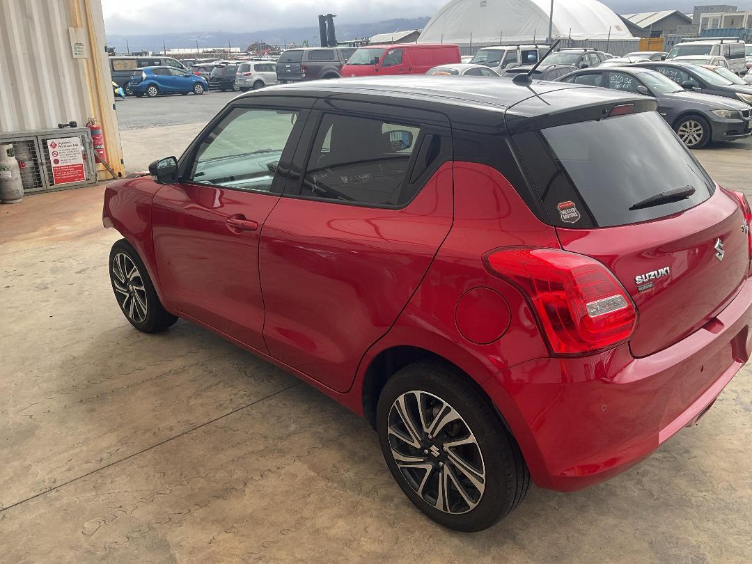 Photo '3' of Suzuki Swift RS