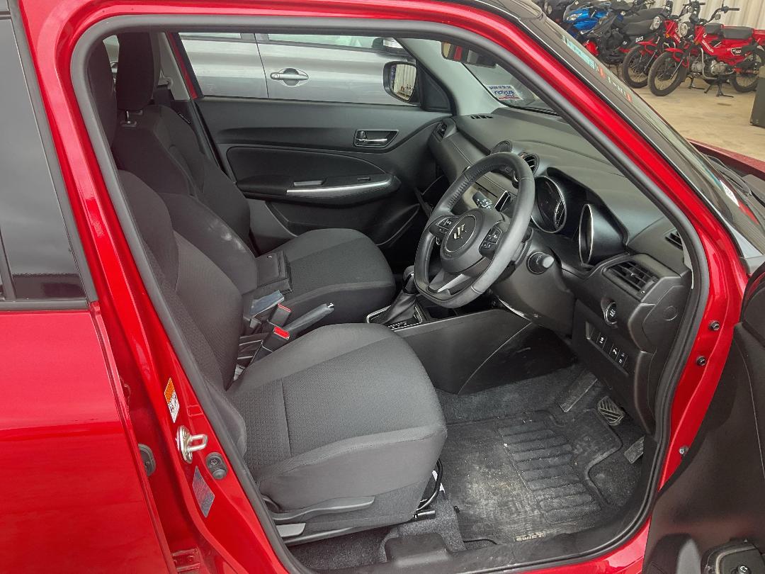 Photo '9' of Suzuki Swift RS