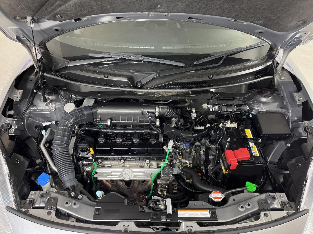 Photo '13' of Suzuki Swift