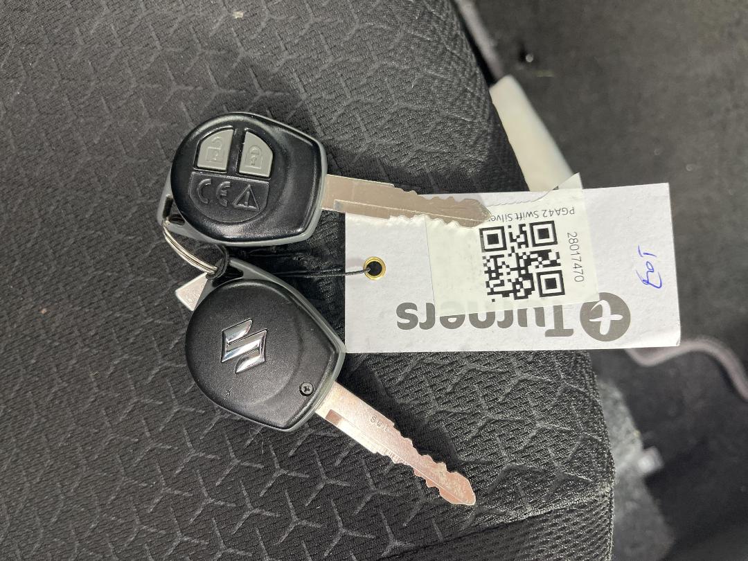 Photo '22' of Suzuki Swift