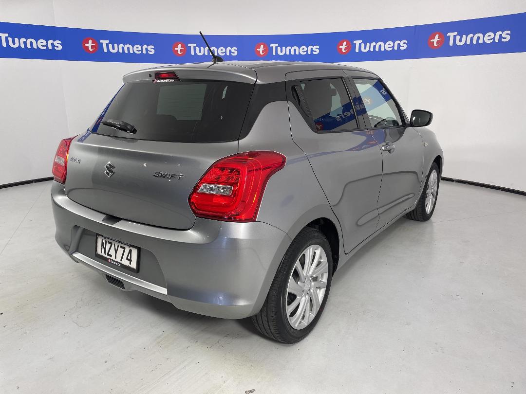 Photo '7' of Suzuki Swift Photo '7' of Suzuki Swift