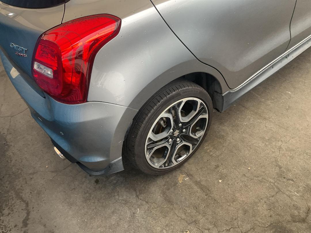 Photo '14' of Suzuki Swift Sport