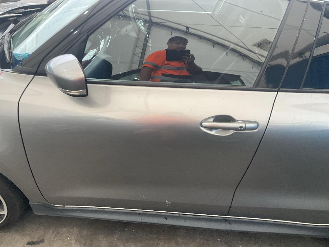 Photo '9' of Suzuki Swift Sport