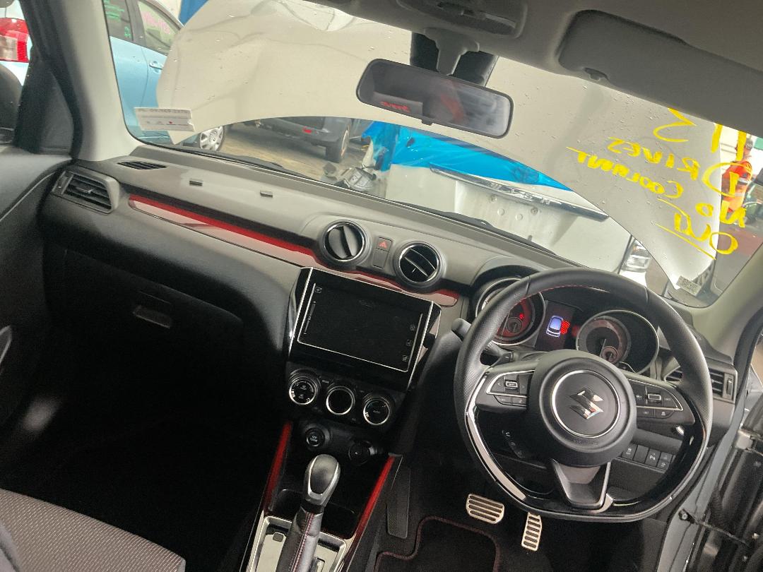 Photo '22' of Suzuki Swift Sport