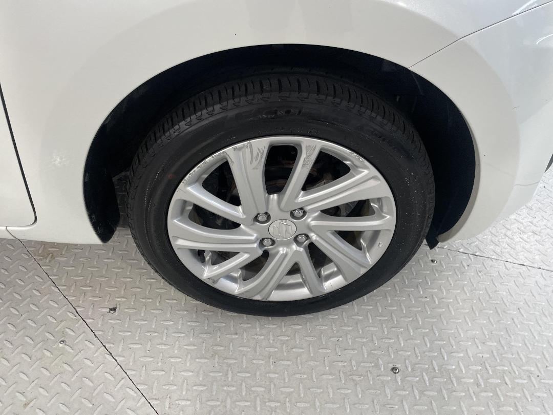 Photo '9' of Suzuki Swift