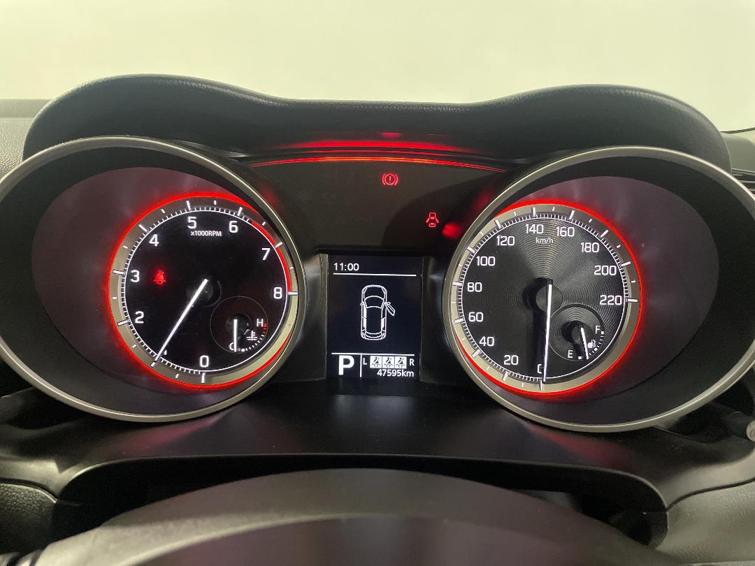 Photo '21' of Suzuki Swift