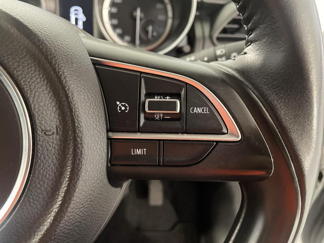 Photo '25' of Suzuki Swift