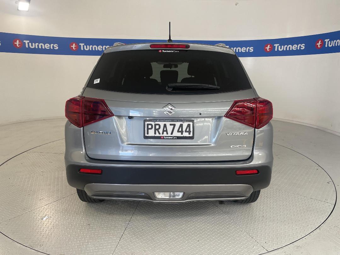 Photo '6' of Suzuki Vitara