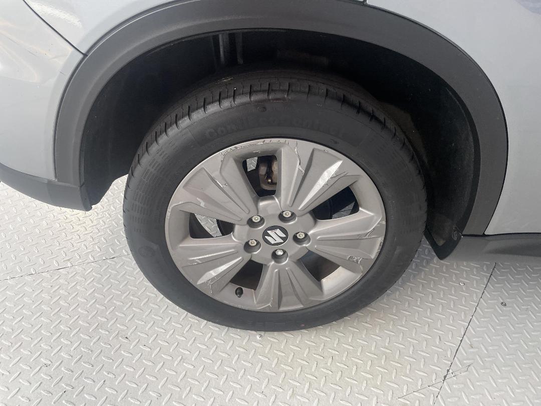 Photo '12' of Suzuki Vitara