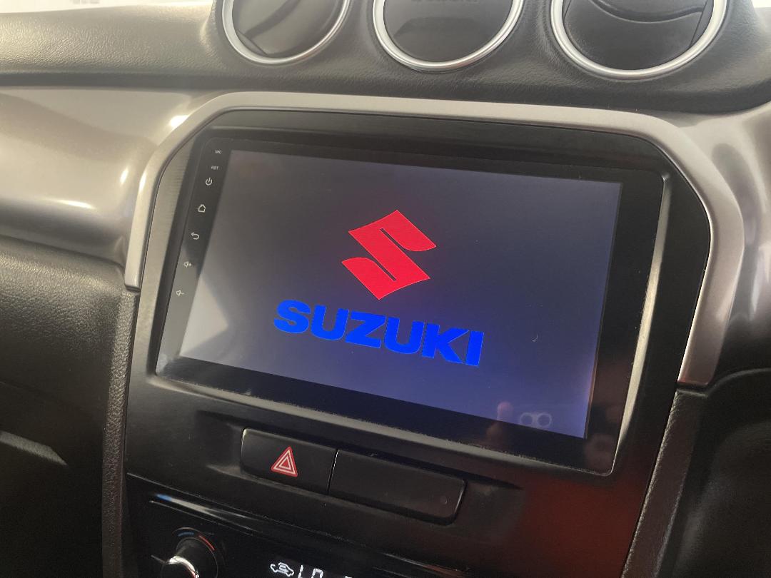 Photo '28' of Suzuki Vitara