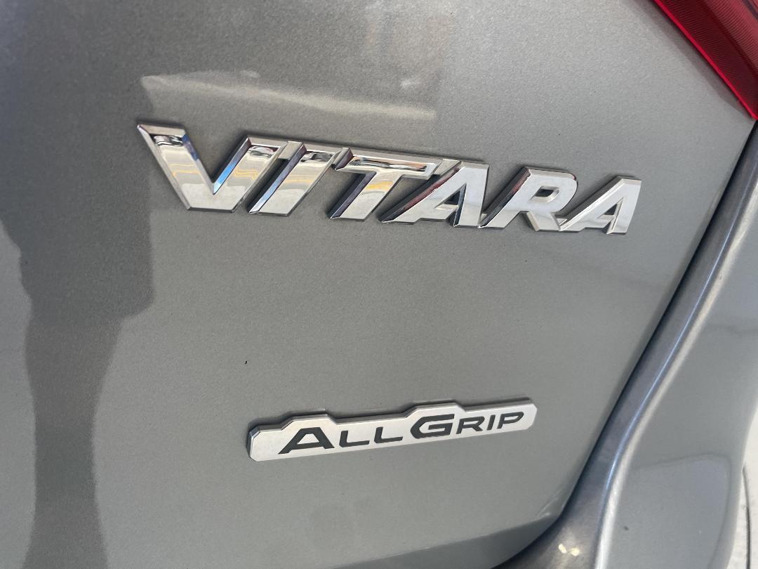 Photo '36' of Suzuki Vitara