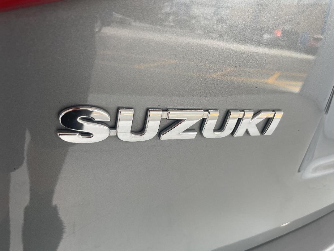 Photo '35' of Suzuki Vitara