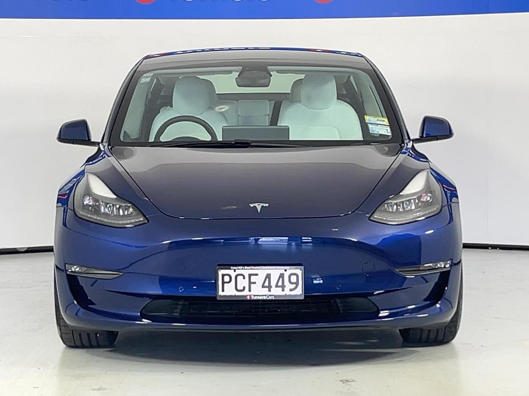 Photo '2' of Tesla Model 3