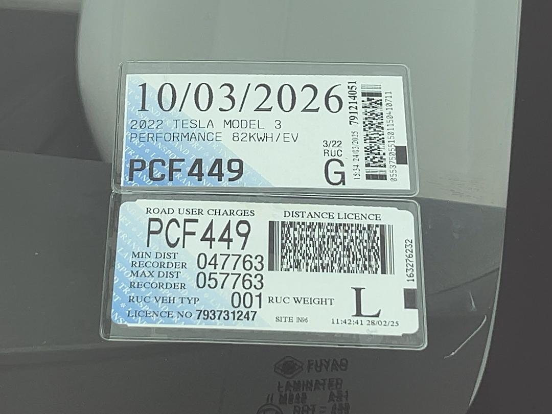 Photo '35' of Tesla Model 3