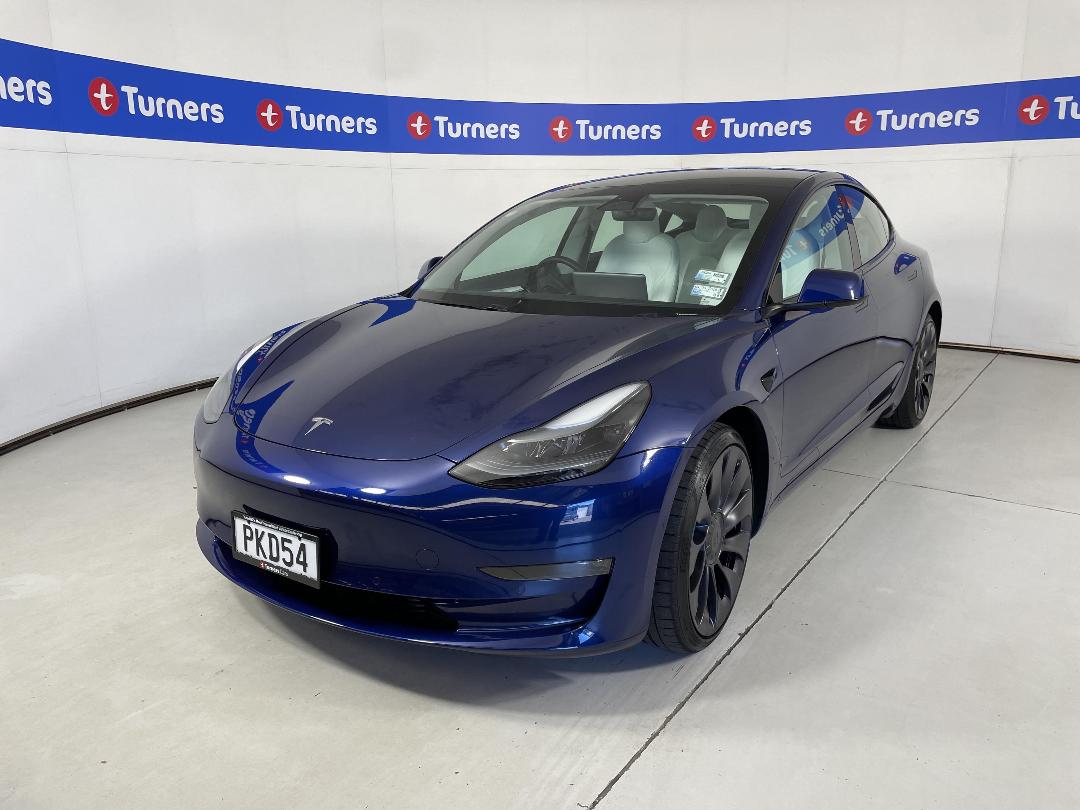 Photo '4' of Tesla Model 3