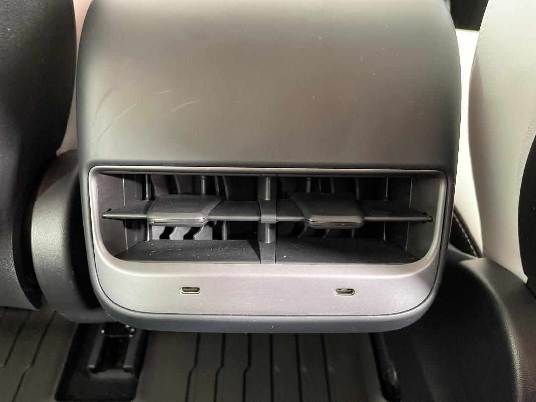 Photo '23' of Tesla Model 3