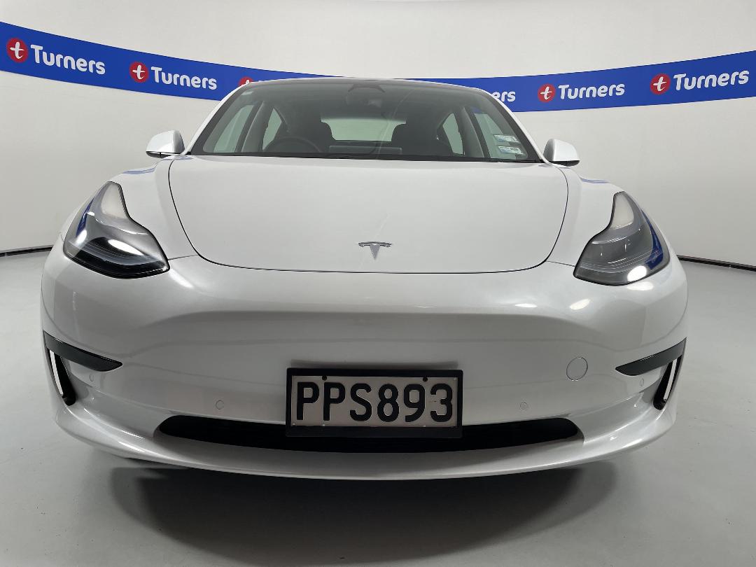 Photo '2' of Tesla Model 3