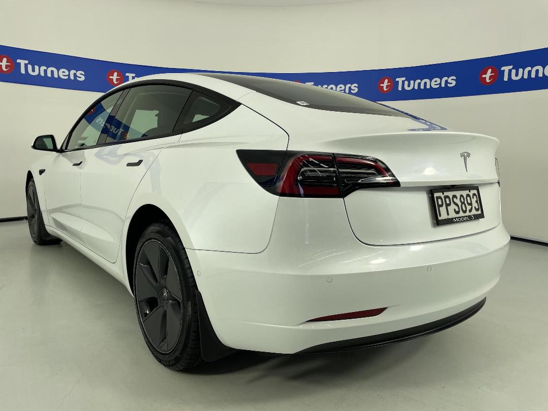 Photo '5' of Tesla Model 3