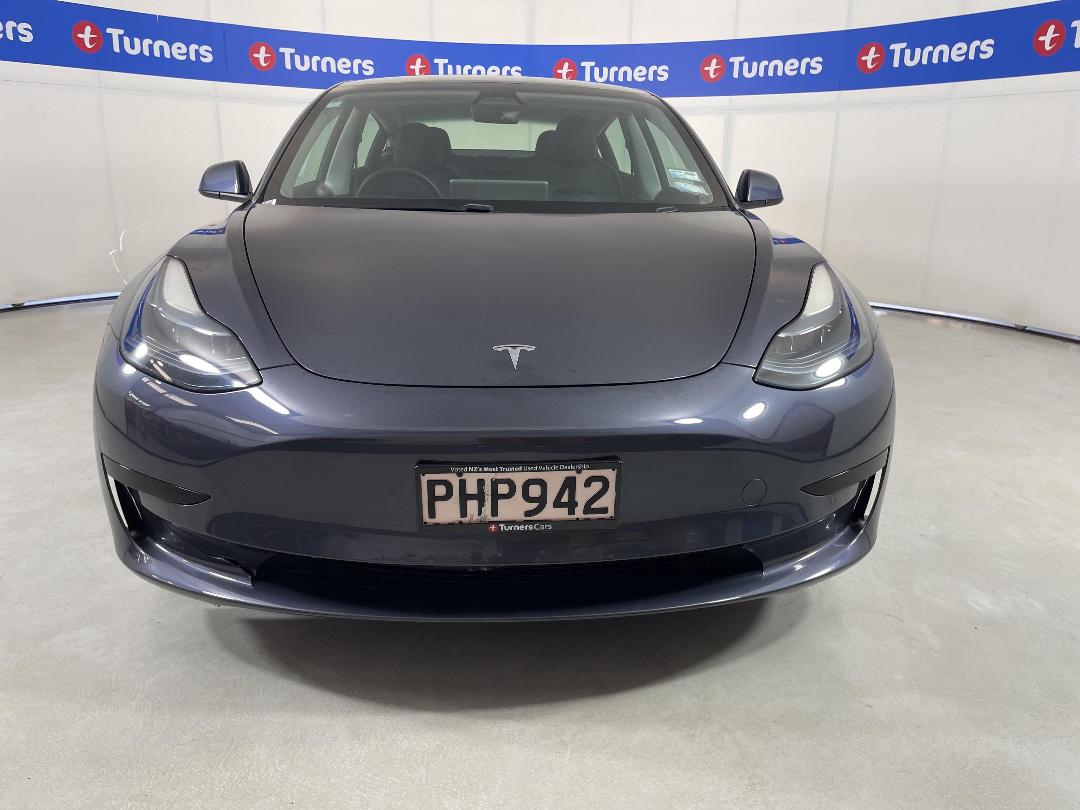 Photo '2' of Tesla Model 3