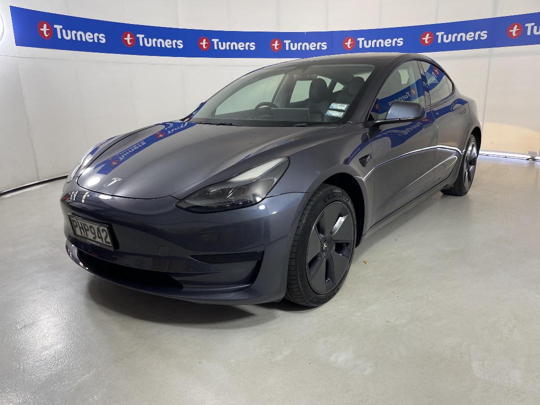 Photo '4' of Tesla Model 3