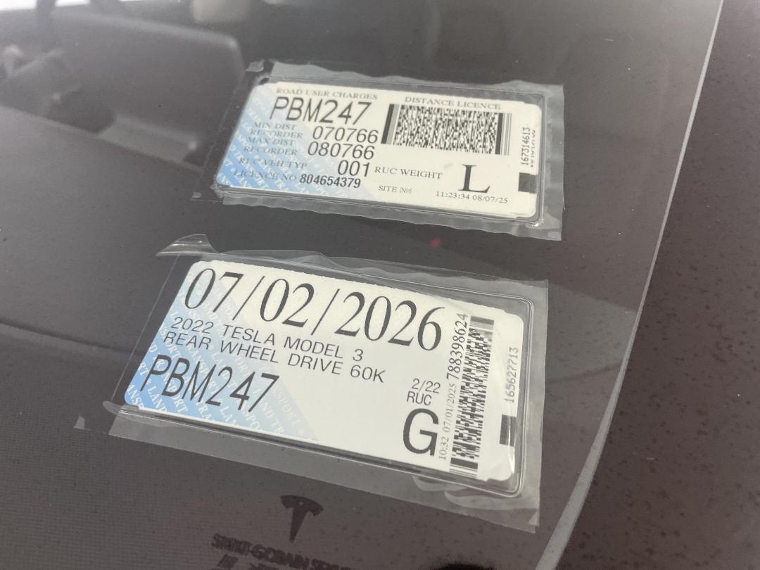 Photo '30' of Tesla Model 3