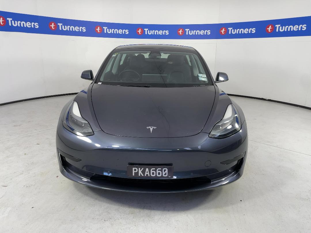 Photo '2' of Tesla Model 3