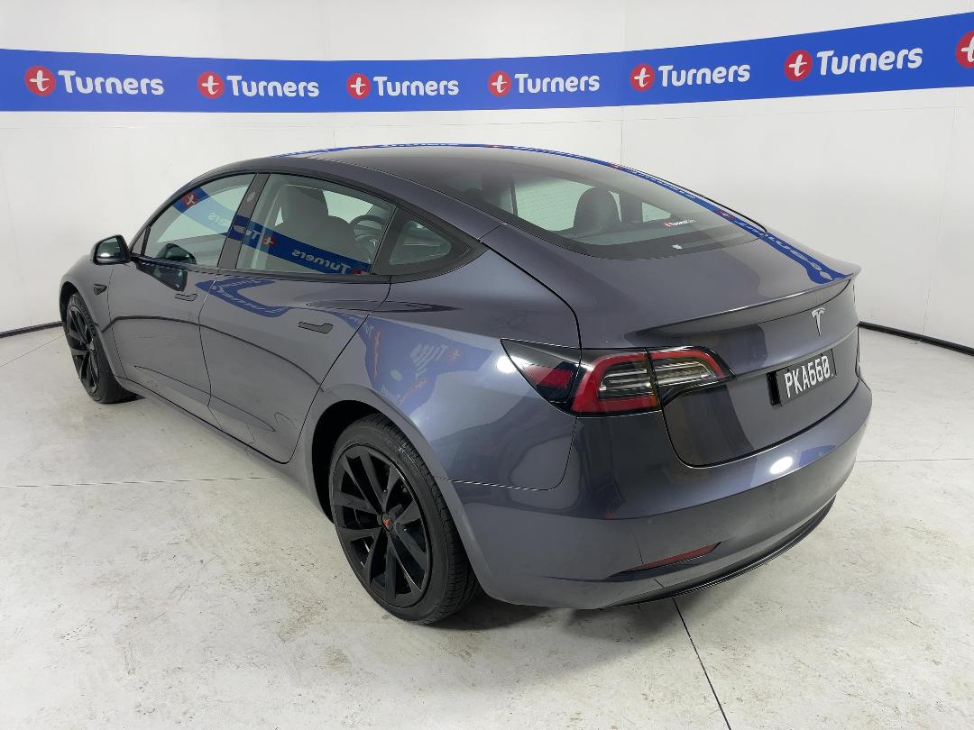 Photo '5' of Tesla Model 3