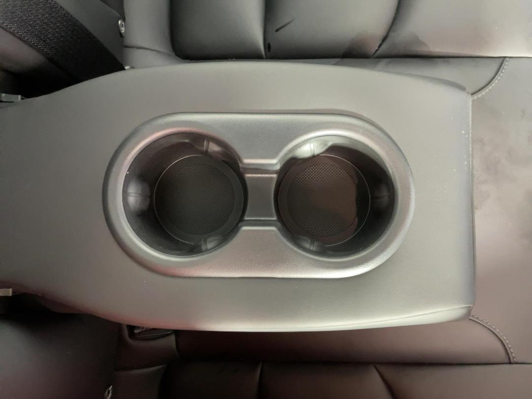 Photo '24' of Tesla Model 3