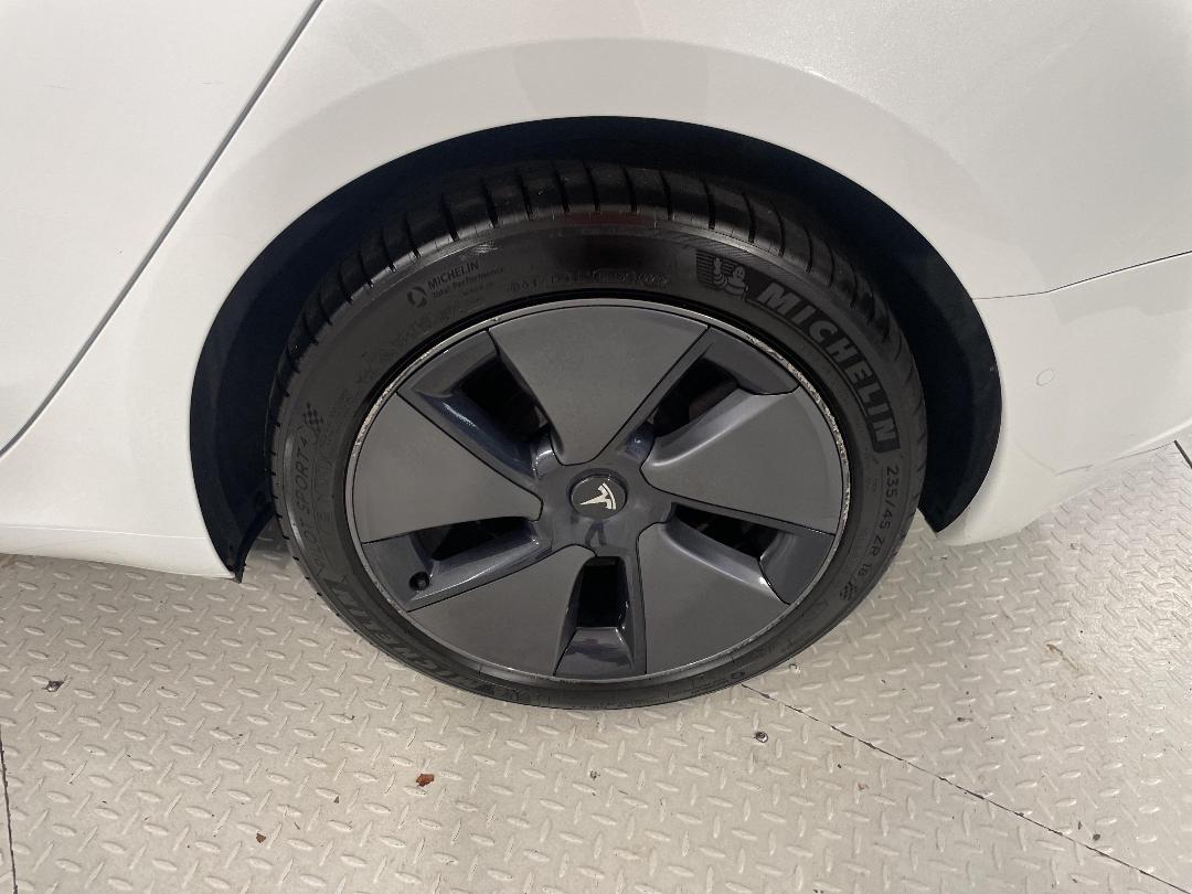 Photo '11' of Tesla Model 3 Photo '11' of Tesla Model 3