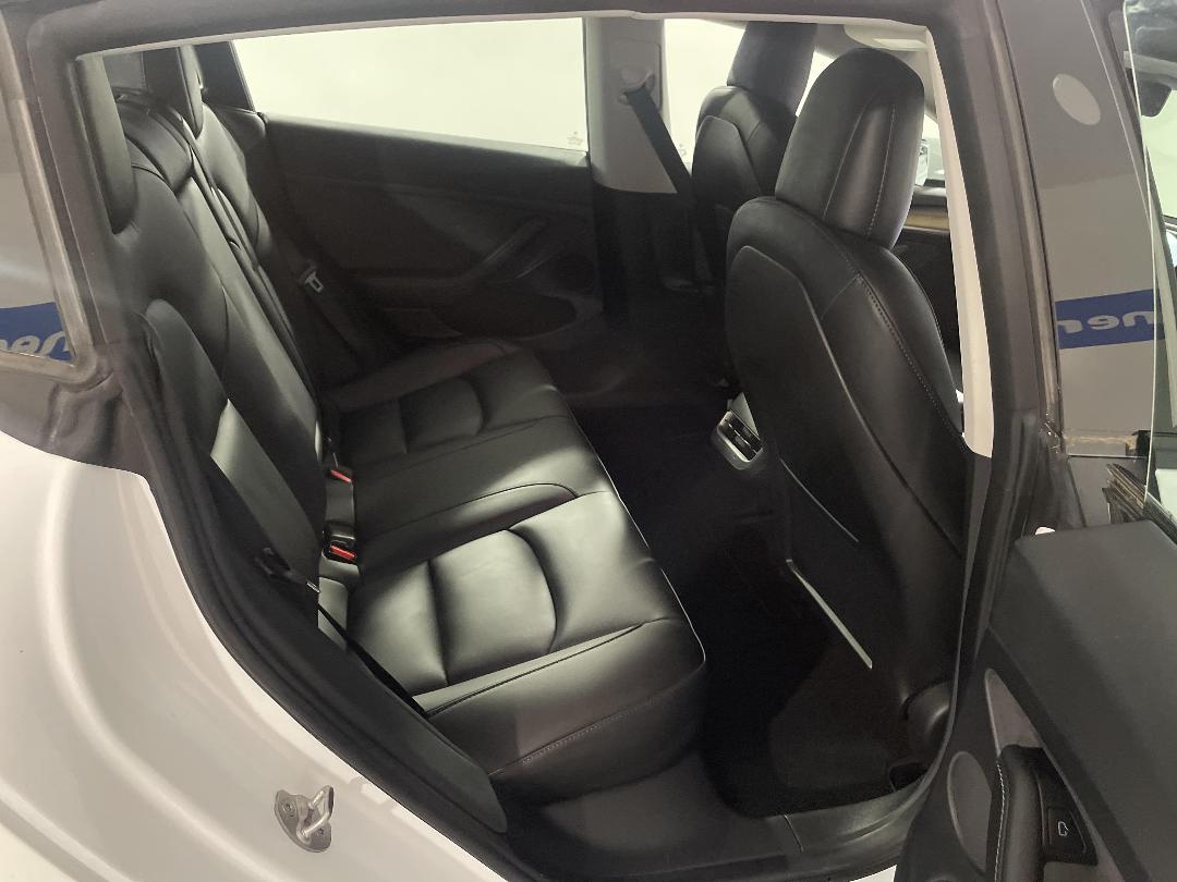 Photo '20' of Tesla Model 3 Photo '20' of Tesla Model 3