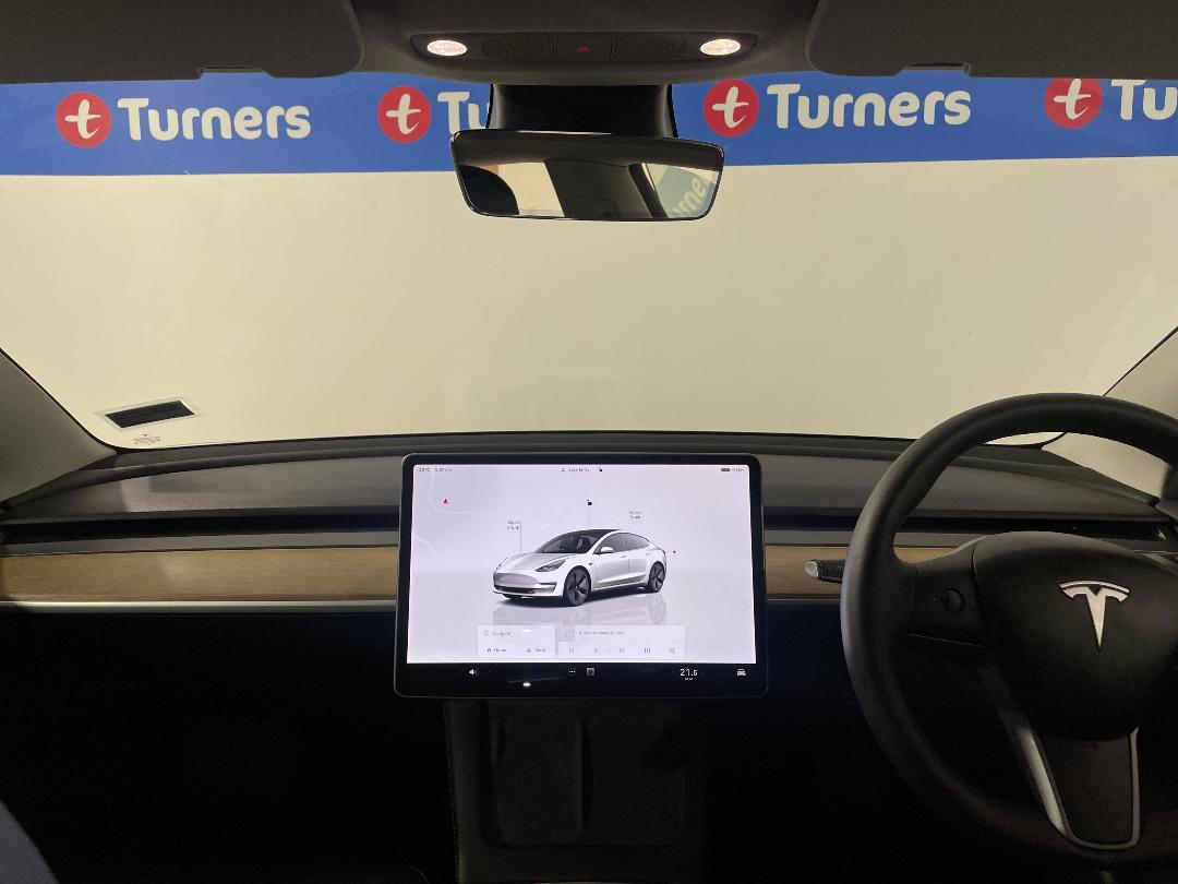 Photo '17' of Tesla Model 3 Photo '17' of Tesla Model 3
