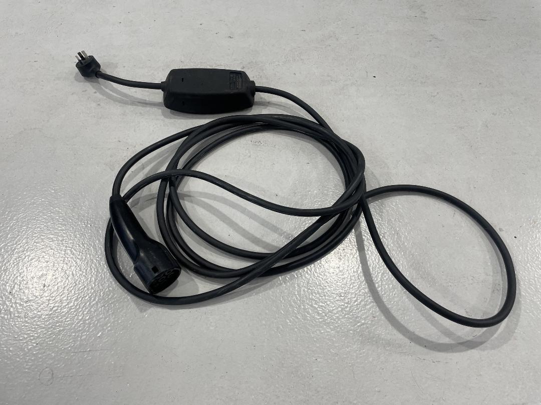 Photo '32' of Tesla Model 3 Photo '32' of Tesla Model 3