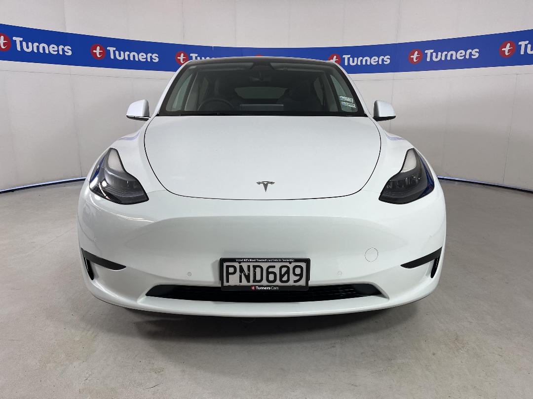 Photo '2' of Tesla Model Y