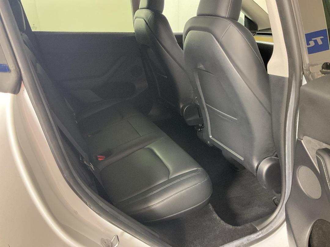 Photo '20' of Tesla Model Y