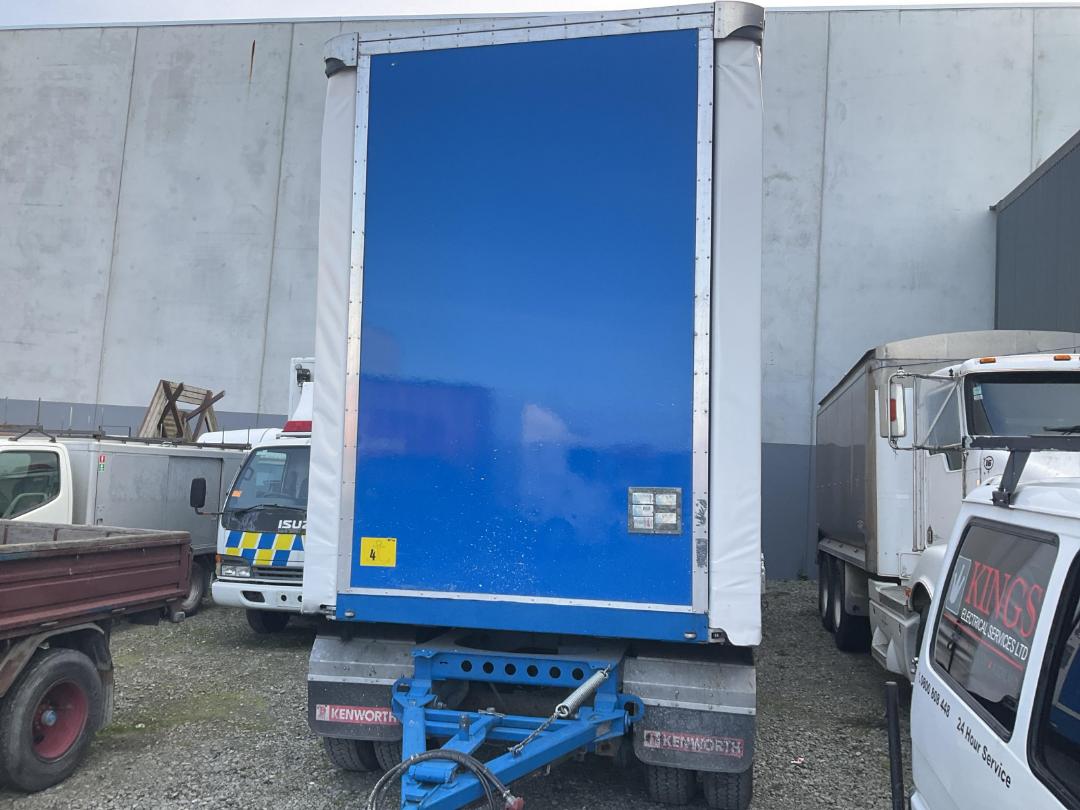 Photo '17' of TMC 5H 4227 Curtainsider Trailer Photo '17' of TMC 5H 4227 Curtainsider Trailer
