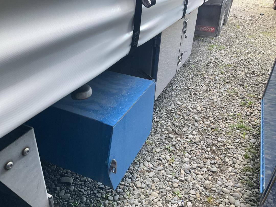 Photo '31' of TMC 5H 4227 Curtainsider Trailer Photo '31' of TMC 5H 4227 Curtainsider Trailer